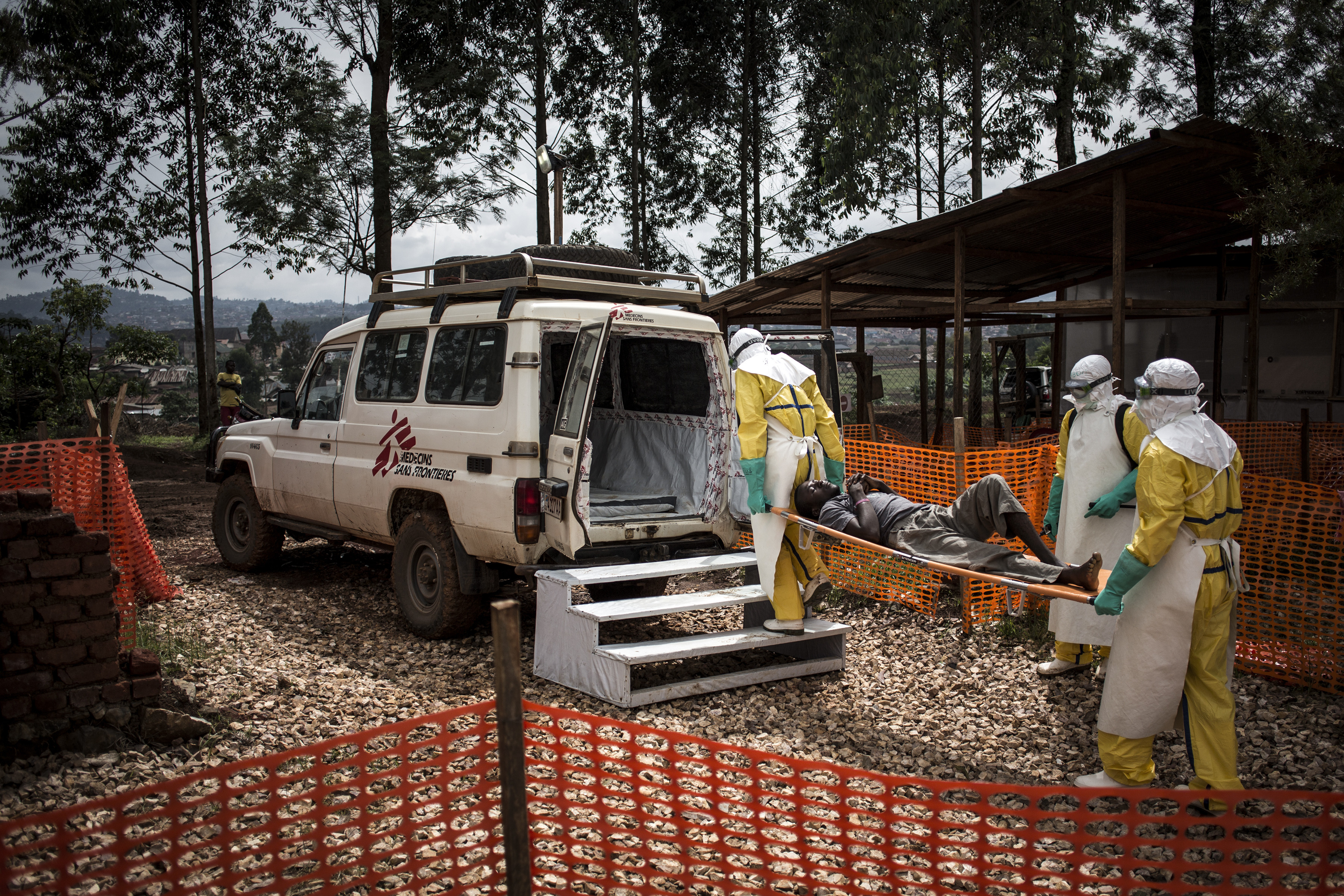 ▲▼伊波拉疫情在2014到2016年間，在西非地區總共造成1.1萬人喪命。。（圖／達志影像／美聯社）