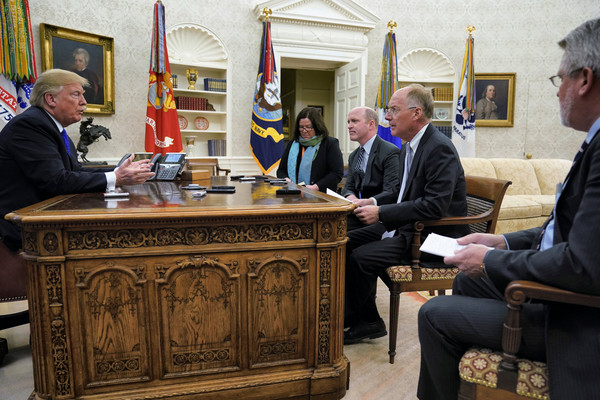▲▼美國總統川普在白宮接受路透社專訪。（圖／路透）