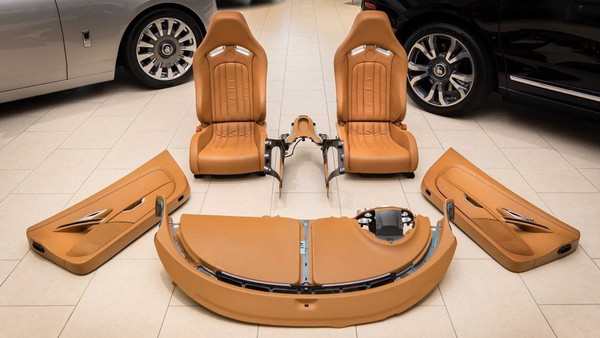 新台幣462萬元單買超跑Bugatti Veyron的內裝　你會買單嗎？（圖／Motor1）