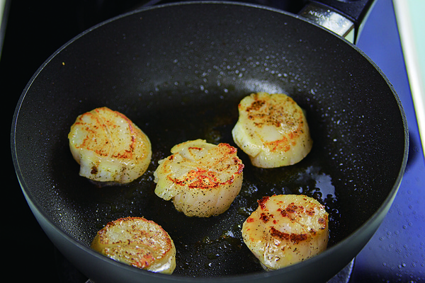 ▲▼（PCuSER電腦人文化提供）。