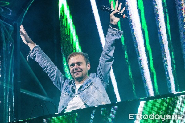 ▲▼「We Are Connected電音派對」＆DJ專訪。Armin van Buuren表演（圖／記者季相儒攝）