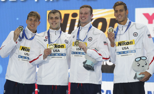 ▲▼2018杭州游泳世界盃錦標賽，美國， 左起 追塞爾（Caeleb Dressel）、海爾德（Ryan Held）、康格（ Jack Conger）、查德伍克（Michael Chadwick）。（圖／達志影像／美聯社）
