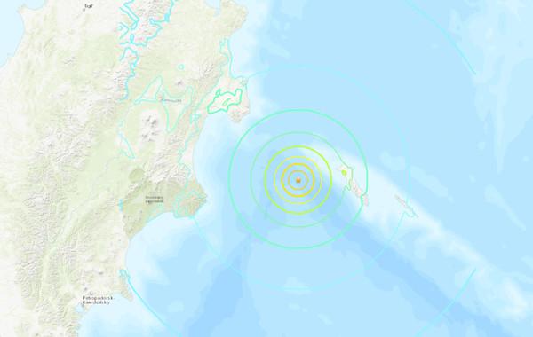 ▲▼堪察加半島外海規模7.4強震。（圖／翻攝USGS）