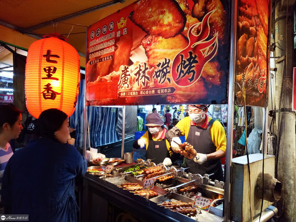 高雄瑞豐夜市隱藏版美食  「滾筒炭烤」配豐富食材饕客最愛