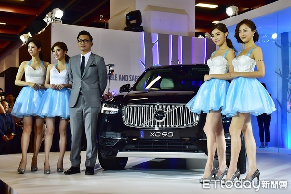 台北車展／Volvo S90新年式發表　入門款T4限時下殺199萬元起（圖／記者游鎧丞攝）