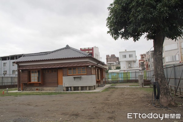 ▲黃健庭在任內最後一天，前往視察位於台東市民權里的日式建築群修復工程。（圖／台東縣政府提供，下同）