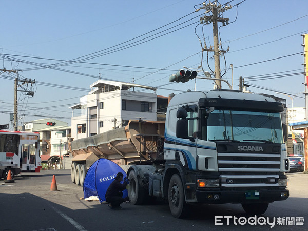 ▲▼     高雄女大生車禍慘死        。（圖／記者吳奕靖翻攝）