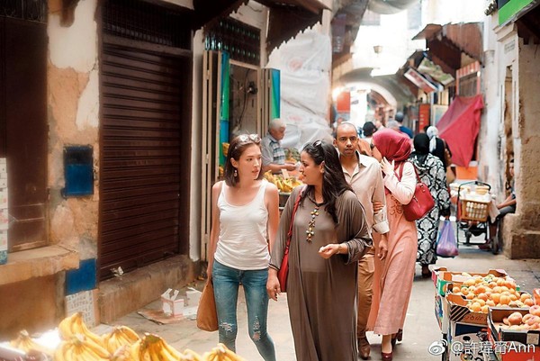 其實今年年中，許瑋甯（左）就已去過摩洛哥，當時她留下不少美麗照片，應也是出自於劉又年之手。（翻攝自許瑋甯臉書）