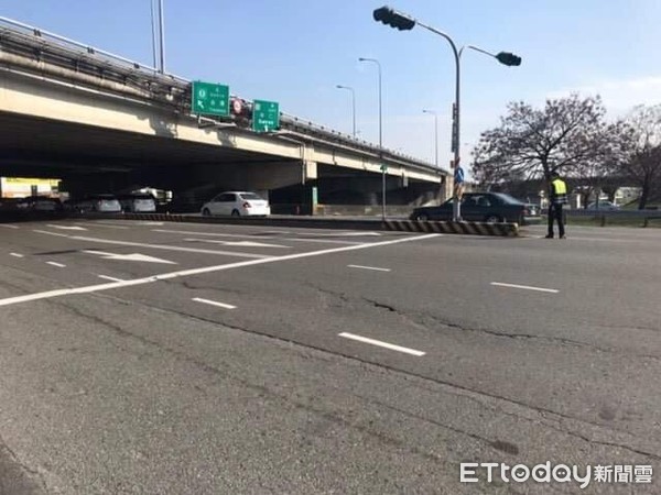 ▲元旦連續假期，台南市警歸仁分局，針對轄區各交通要道、旅遊勝地規劃連續假期交通疏導專案勤務，期能讓旅程平安順暢。（圖／記者林悅翻攝，下同）