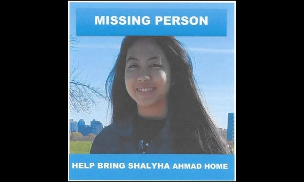 ▲▼ 美國芝加哥伊利諾大學一名華裔18歲女學生亞曼德（Shalyha Ahmad）失蹤了13天，終於在27日中午主動前往芝加哥一處警察局報平安。（圖／翻攝自推特／@EdwardJRaya）