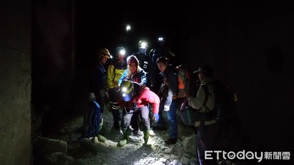 ▲▼阿里山森鐵眠月段多年荒修卻成為山客挑戰的秘境。（圖／記者翁聖勳翻攝，下同）