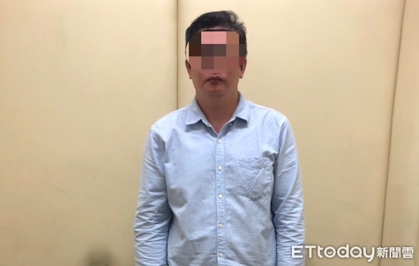 ▲台南市警二分局民權派出所警員盧永耀、曾志揚，攔查查獲34歲李姓詐欺通緝犯。（圖／記者林悅翻攝）