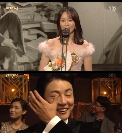 ▲李宥英獲得SBS演技大賞最佳女新人，尹施允台下眼眶濕。（圖／翻攝自SBS）