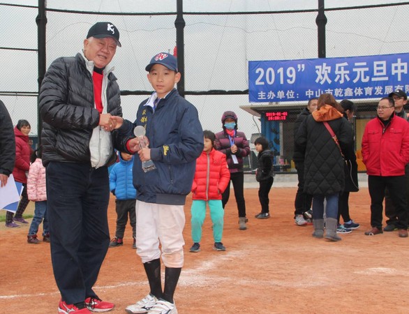 ▲歡樂元旦中山行少年棒球賽。（圖／張昭雄提供）