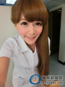丹丹」王樂妍性感斜肩露美背跆腿熊抱男舞者好害羞| ETtoday星光雲 ...