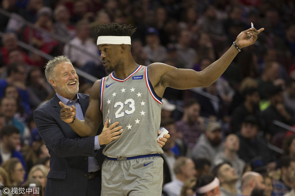 ▲▼七六人教練布朗（Brett Brown）（左）、巴特勒（Jimmy Butler）（右）（圖／CFP）