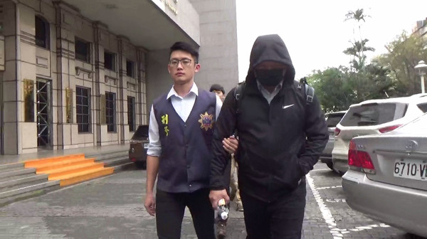 台灣巴斯夫公司的黃姓主嫌等人遭刑事局逮捕。（刑事局提供）