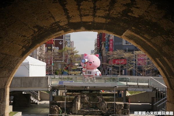 ▲▼2019新竹過好年主燈「小豬太空人」。（圖／跟著踢小米寶島吃喝玩樂趣提供）