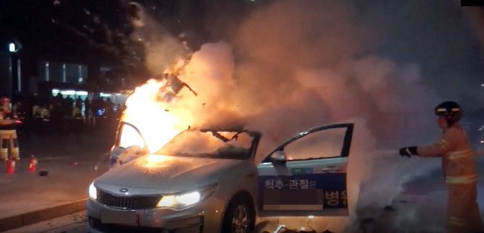 ▲▼南韓再爆計程車司機自焚身亡。（圖／鐘路消防署）