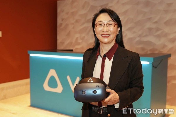 ▲HTC董事長暨執行長王雪紅領軍參展CES 2019，推出頂級VR產品組合，實踐VIVE Reality願景。（圖／宏達電提供）