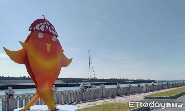 ▲▼花蓮港濱海藝術廊道成為旅遊新地標。（圖／花蓮港務分公司提供）
