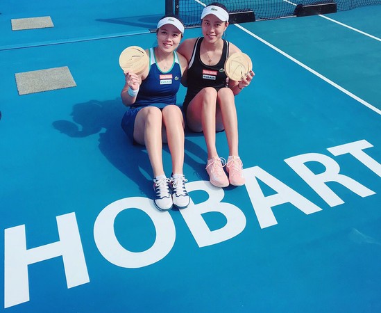 ▲▼ 詹詠然和詹皓晴在荷巴特女網賽拿下2019年首冠。（圖／劉雪貞提供）