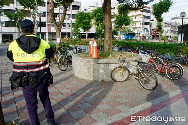 ▲田中火車站腳踏車違停亂象，公所下令全部移除。（圖／記者唐詠絮翻攝）