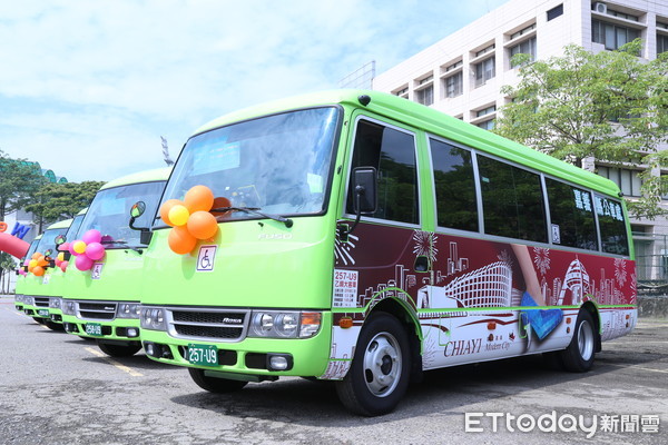 ▲▼嘉縣公車除夕夜免費接送鄉親。（圖／記者翁聖勳翻攝，下同）