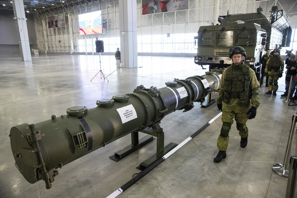 ▲▼俄軍方23日首次對外公開9M729導彈。（圖／達志影像／美聯社）