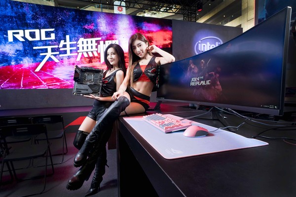 ▲華碩發表ROG電競筆電、系列週邊　電玩展初登場。（圖／ROG提供）