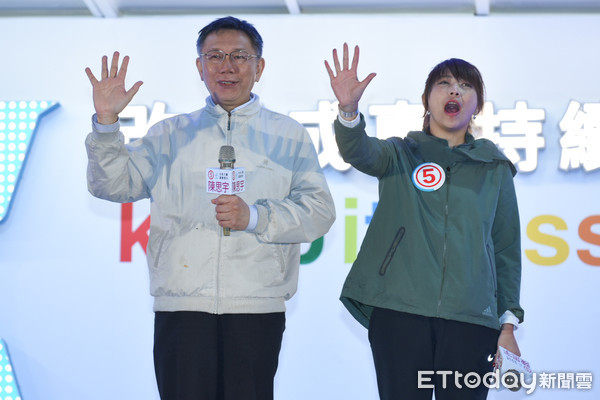 ▲立法委員候選人陳思宇選前之夜，台北市長柯文哲替陳思宇站台。（圖／記者林敬旻攝）