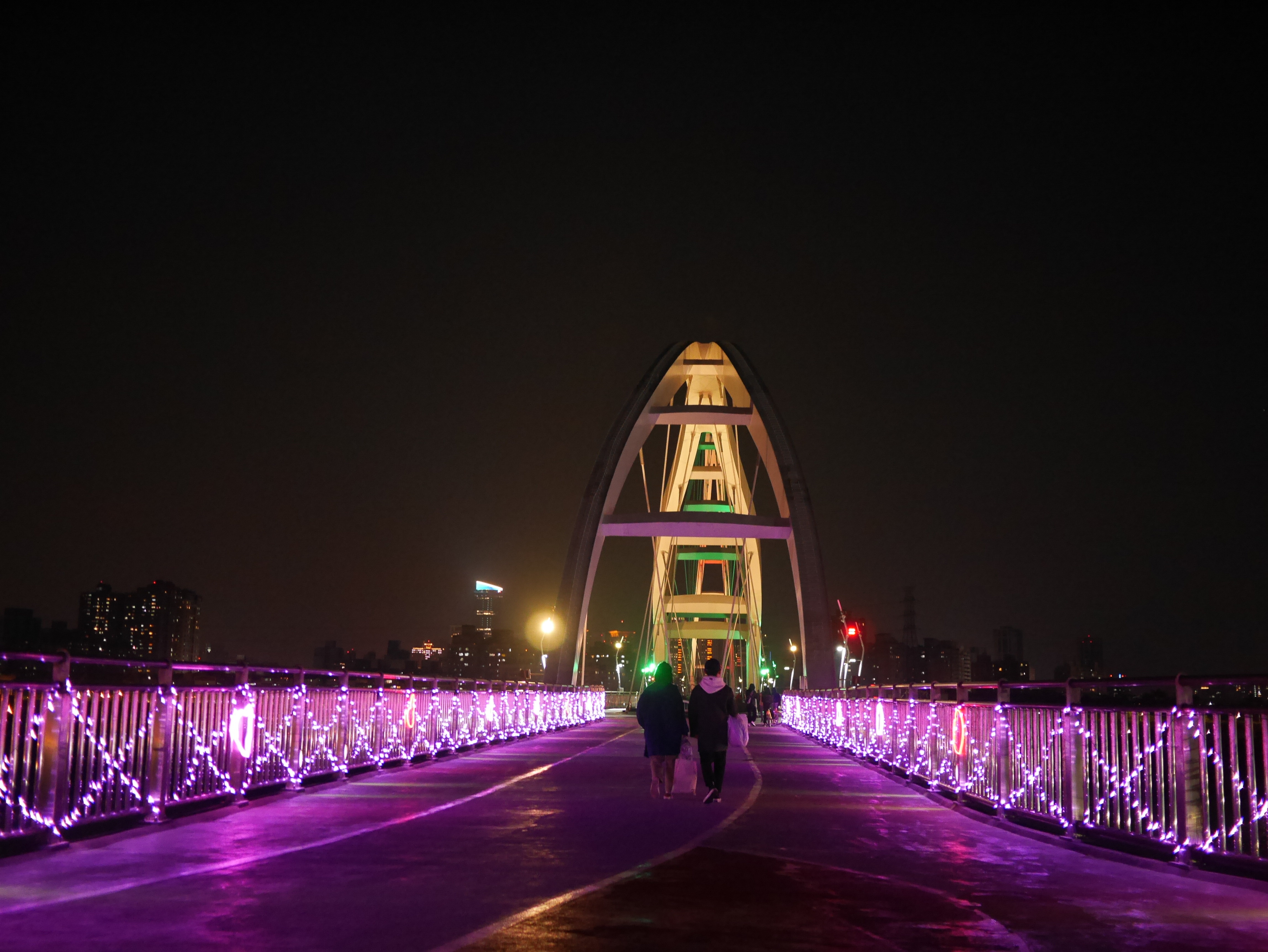賞夜景不花錢 新北3處景觀橋浪漫點燈情人節約會新景點 Ettoday旅遊雲 Ettoday新聞雲