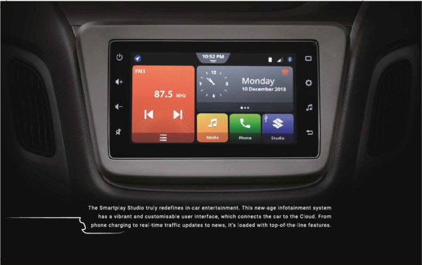 Suzuki小改款Baleno印度搶先問世　內裝這次追加大螢幕多媒體資訊系統（圖／翻攝自Suzuki）