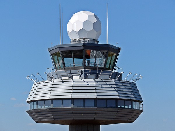 ▲▼ 塔台控制員,航空,飛機,塔台。（圖／免費圖庫pixabay）