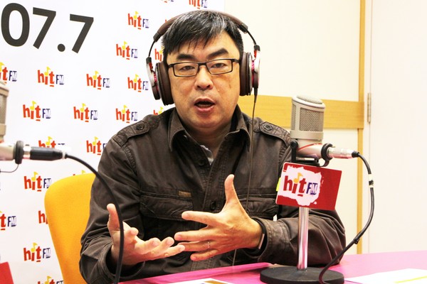 ▲▼段宜康接受廣播節目專訪。（圖／Hit Fm《周玉蔻嗆新聞》製作單位提供）