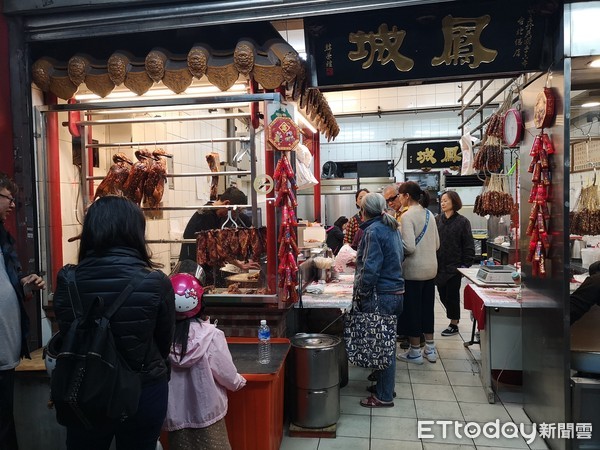 ▲雞腿換駕照　萬華人推薦「隱藏版」三寶飯。（圖／記者黃彥傑攝）