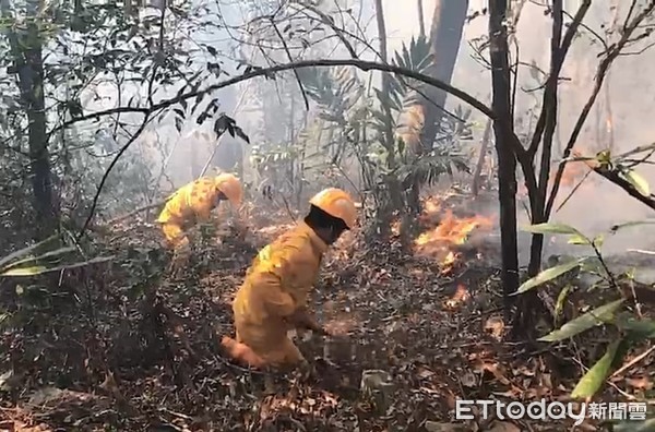 ▲▼南投巒大林區發生森林火警。（圖／記者李忠憲翻攝）