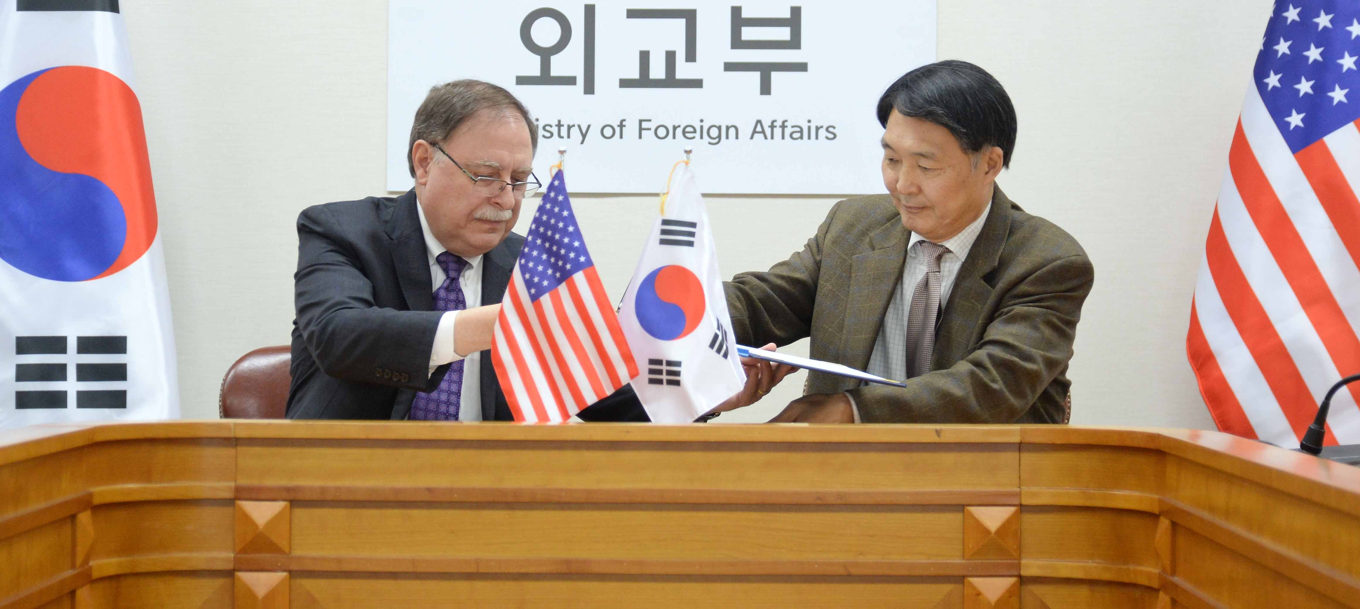 ▲▼ 韓美簽訂防衛費分擔協議。（圖／南韓外交部官網）
