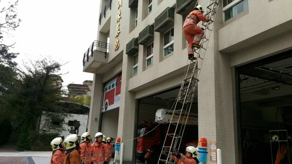 ▲新竹市消防局上(1)月辦理新生職前訓練班。（圖／新竹市政府提供）