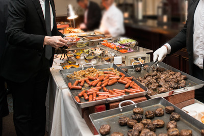 吃Buffet「最推、最雷食物」一次看！　營養師：熱量炸彈悄引爆