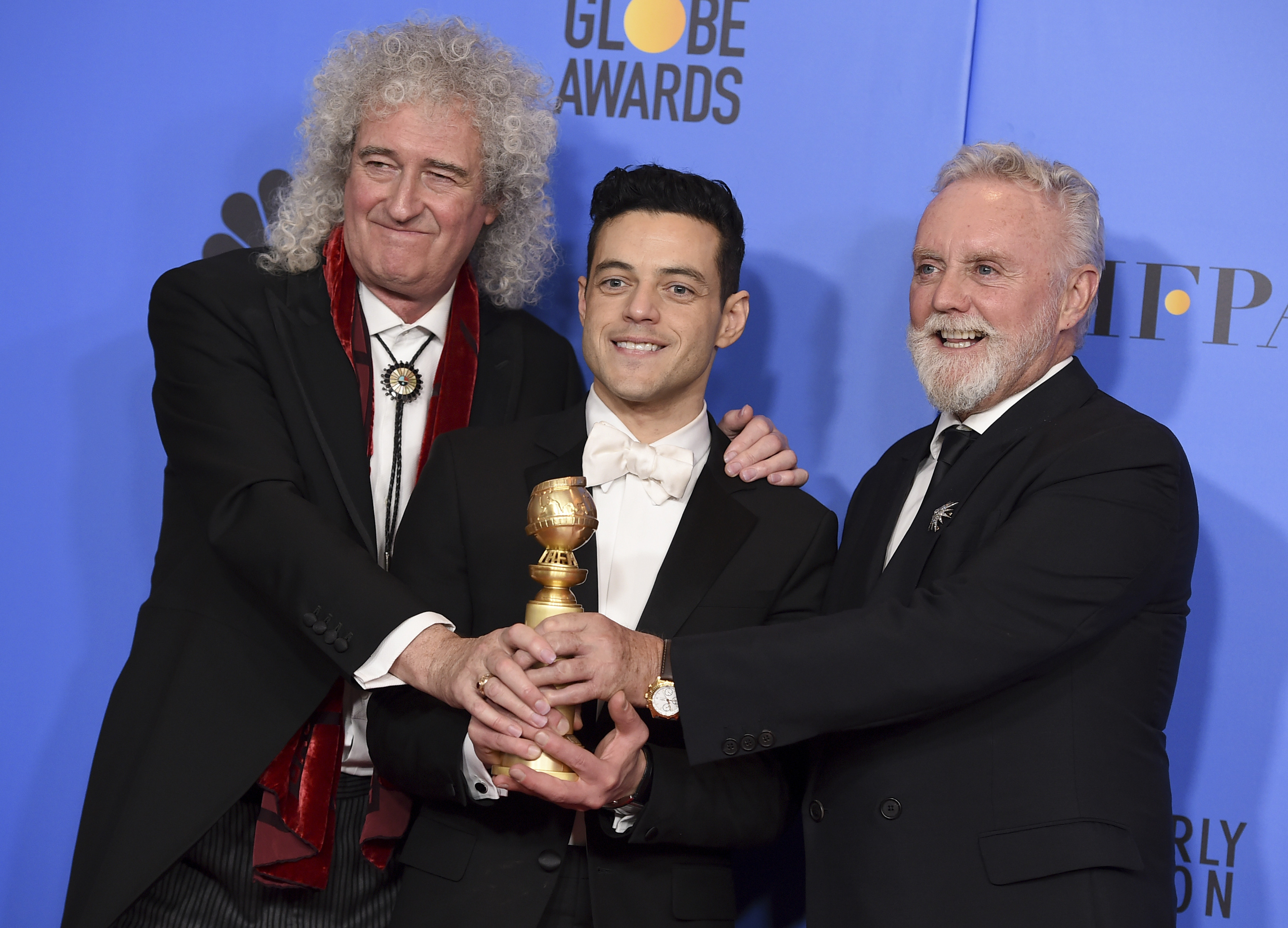 皇后合唱團布萊恩梅（Brian May）、羅傑泰勒（Roger Taylor）、雷米馬利克（Rami Malek）。（圖／達志影像／美聯社）