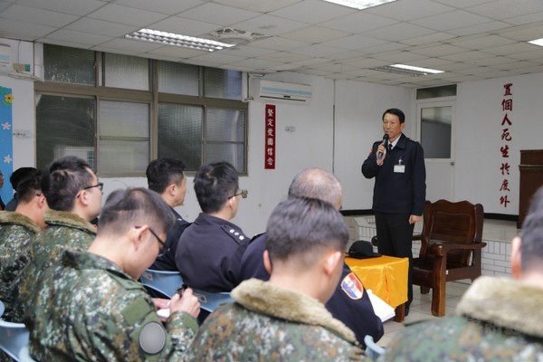 李總長視導防空部隊　勉勤訓精練捍衛家園