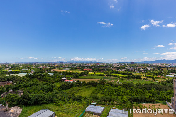 ▲住宅窗外實景。（圖／記者張瑞傑攝）