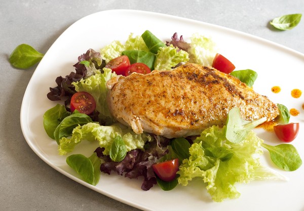 ▲▼雞胸肉,生菜,健康餐,養生餐,減肥。（圖／翻攝自pixabay）