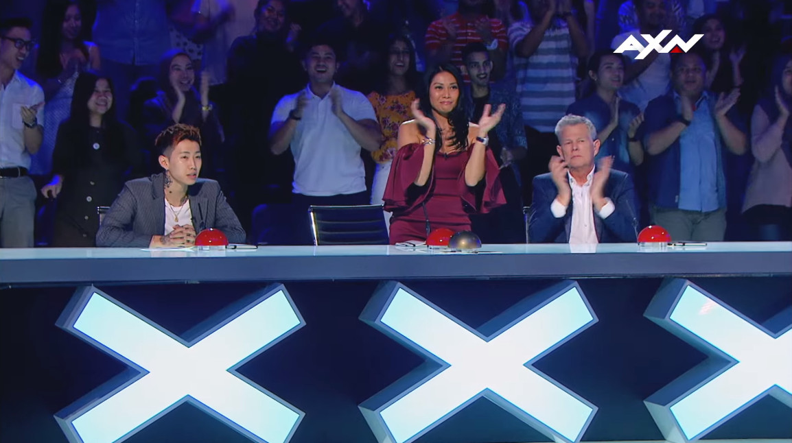 ▲▼台藝術家「人體大環」超優雅　《亞洲達人秀》評審讚：多美的一刻。（圖／翻攝自Asia`s Got Talent）