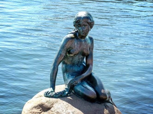 ▲丹麥哥本哈根美人魚雕像。（圖／F’s Blog 失婚媽的生存日記提供）