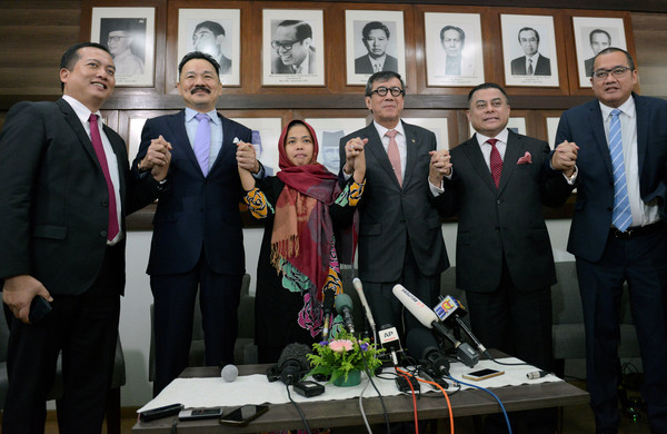 馬來西亞高等法院於3月11日撤銷印尼籍25歲女艾莎（Siti Aisyah）暗殺金正男的指控。（圖／路透社）