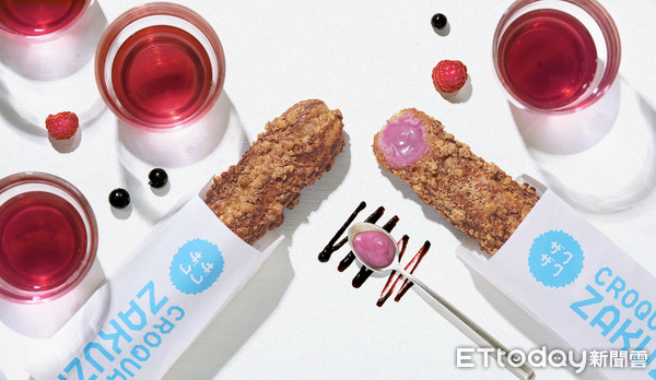 ▲全球首發　ZAKUZAKU棒棒泡芙推雙莓派對新口味。(圖／ZAKUZAKU棒棒泡芙提供)