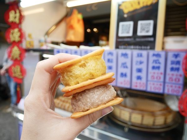 ▲傅伯伯脆皮芋頭酥桃園站前店。（圖／狐狸貓的肥滿日誌提供）