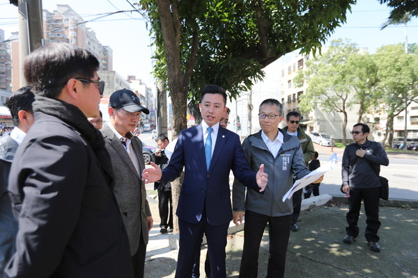 ▲通學步道受益的不只是學童，更帶給居民更好步行環境。（圖／新竹市政提供）